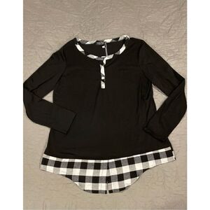 XL Black Stretchy Long Sleeve Top Black and White Flannel Bottom